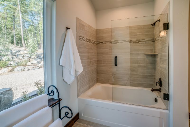 Cost of Tub Conversion Service in Long Grove, IA